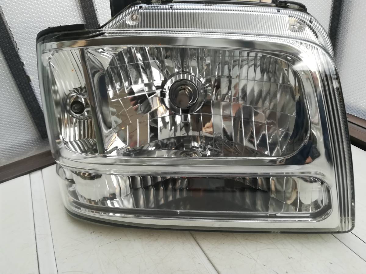 エブリィワゴン 後期 DA62W DA52W DG62W ヘッドライト左右 KOITO 100