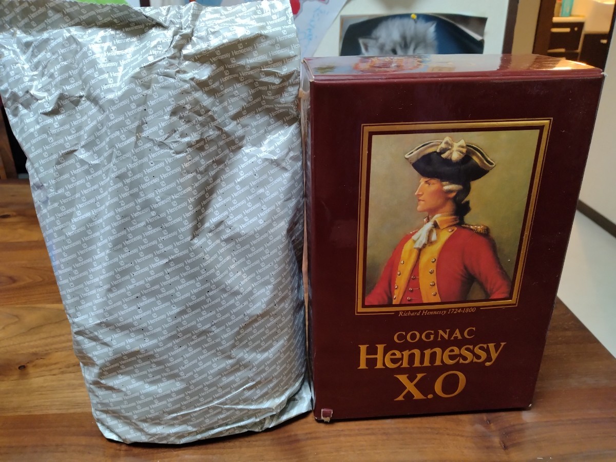 Hennessy ヘネシー XO 古酒 金 キャップ お酒 洋酒 ブランデー 700ml