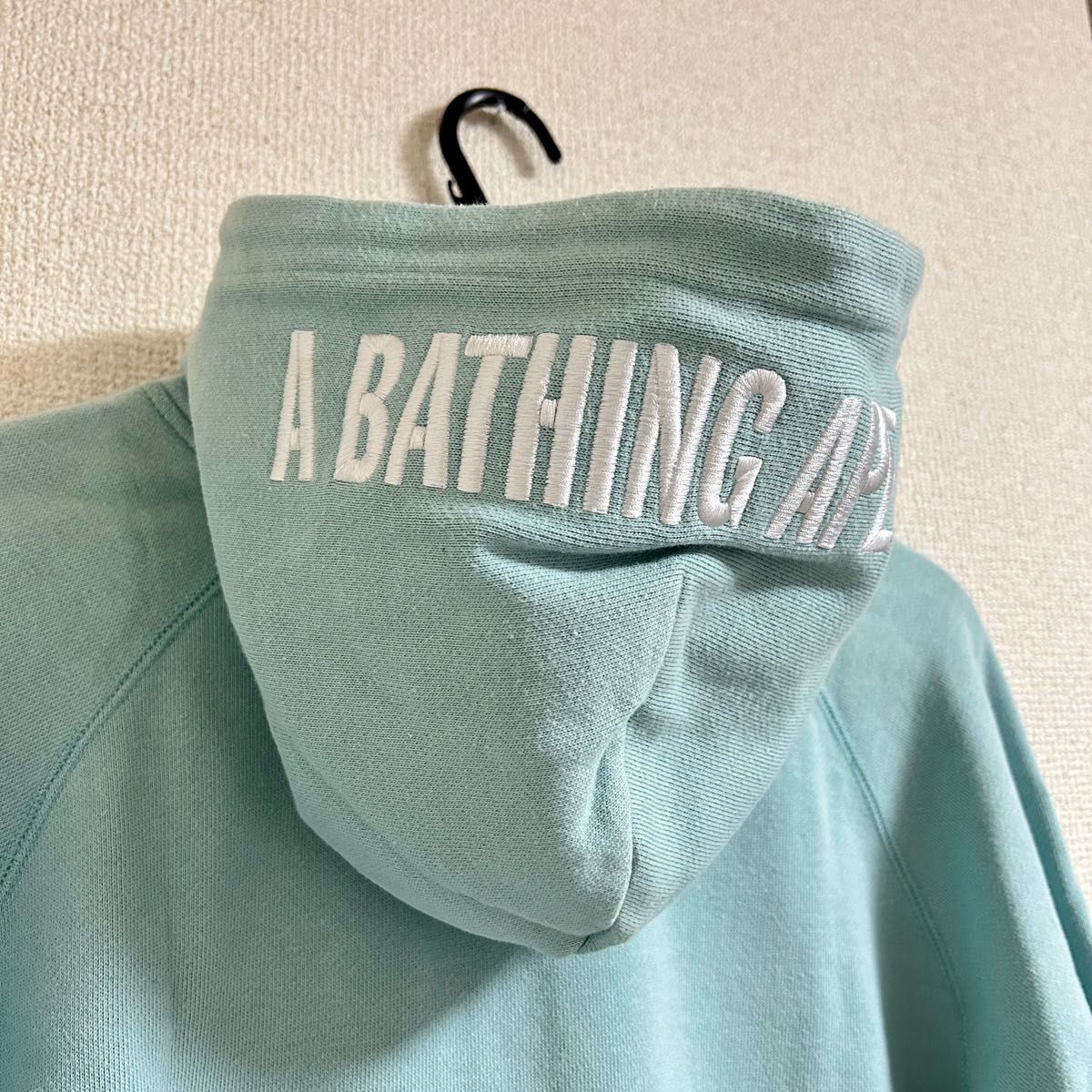 【正規品】 原宿店購入 A bathing ape アウター 水色