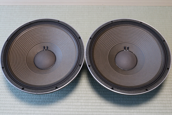 良品 JBL 希少2225H 38cm ウーファー 8Ω エッジ良好品 ペア