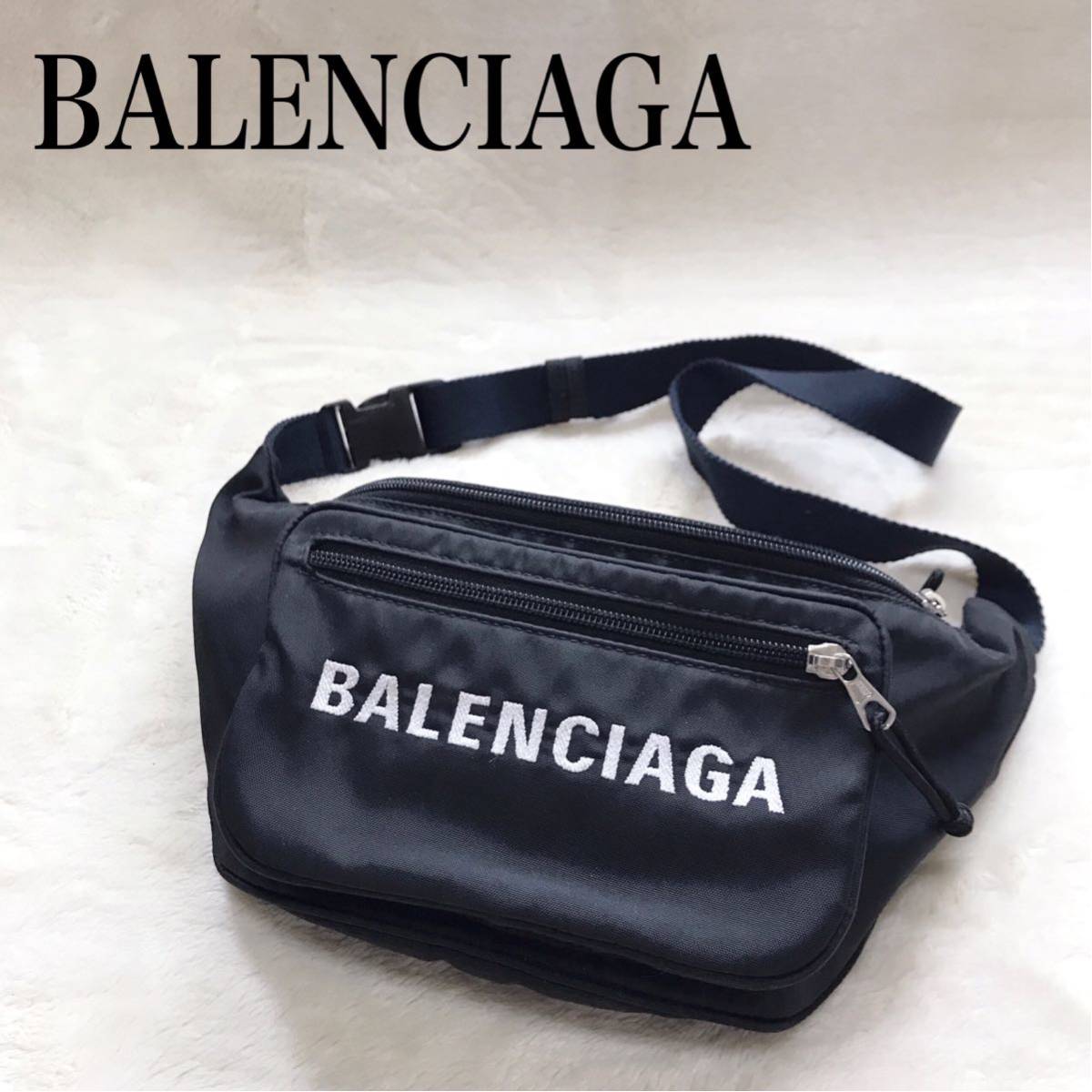 美品 BALENCIAGA ナイロンボディバッグ ウエストポーチ ブラック