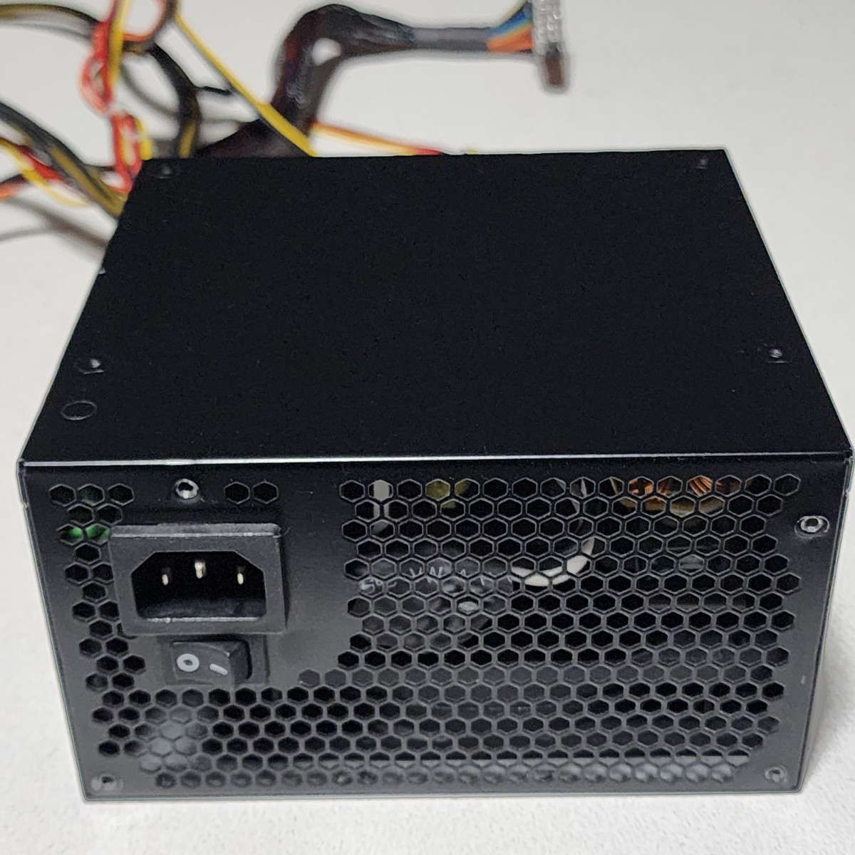 Enhance ATX-0260GA 600W 80PLUS認証 ATX電源ユニット 動作確認 Enhance ATX-0260GA 600W 80PLUS認証 ATX電源ユニット 動作確認