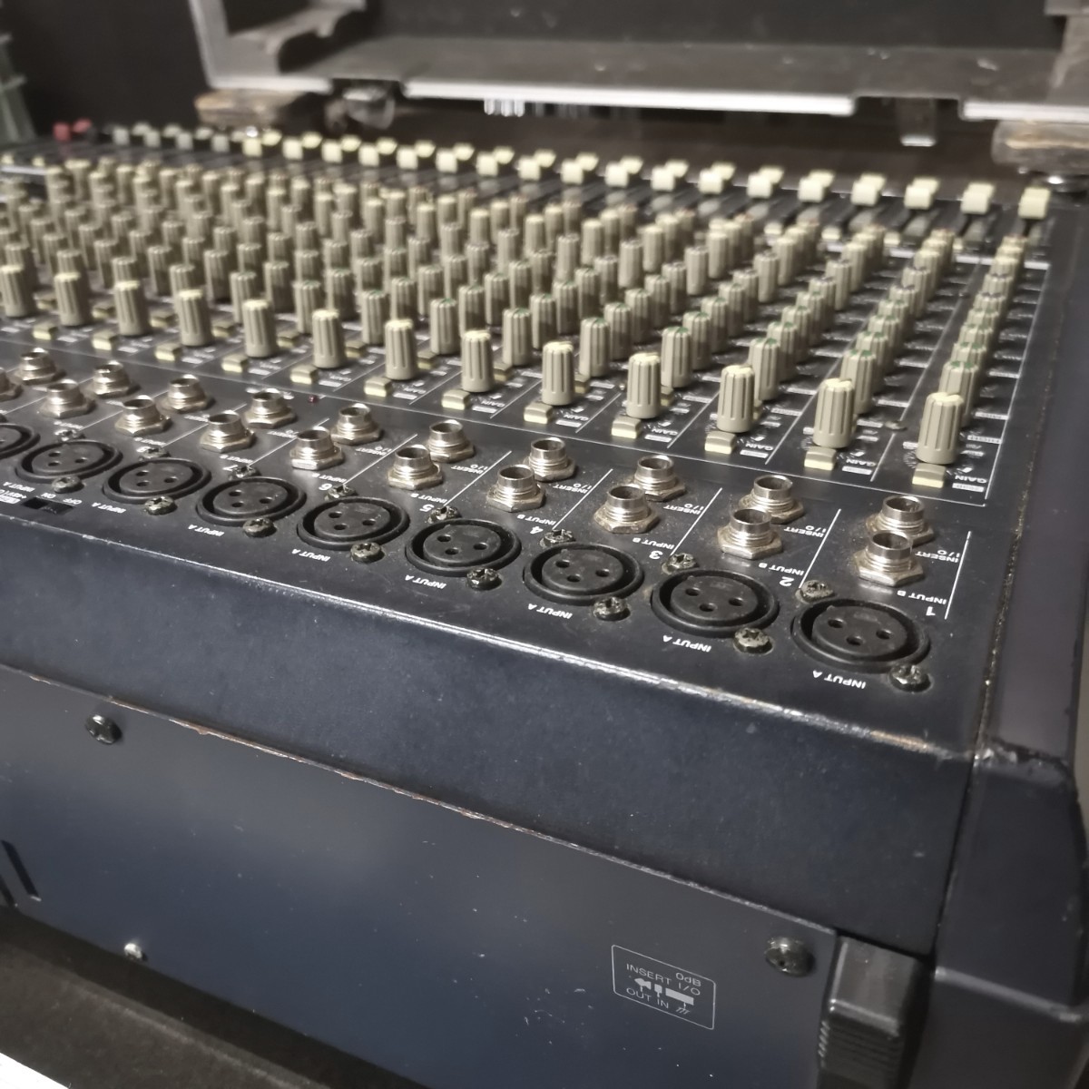 YAMAHA EMX5000-20 パワードミキサー ハードケースキャスター付き