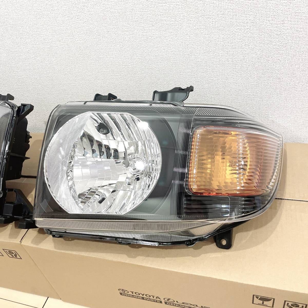 70周年 ランドクルーザー 70 ヘッドライト LANDCRUISER GRJ76 70周年 ランドクルーザー 70 ヘッドライト LANDCRUISER GRJ76