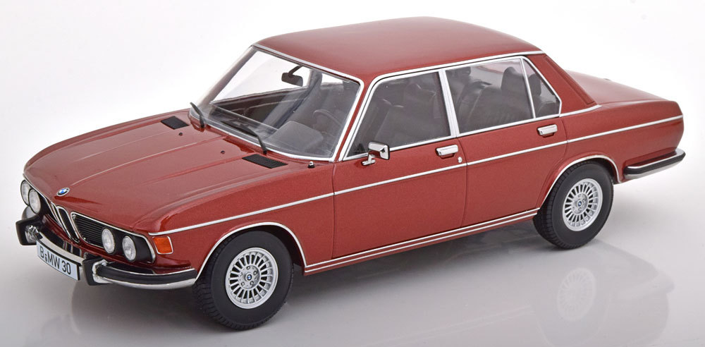 KK scale 1/18 BMW 3.0 S E3 2.Serie 1971　レッドブラウン　ダイキャスト製