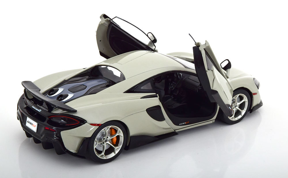 solido 1/18 McLaren 600LT 2018 blade silver McLAREN Solido 