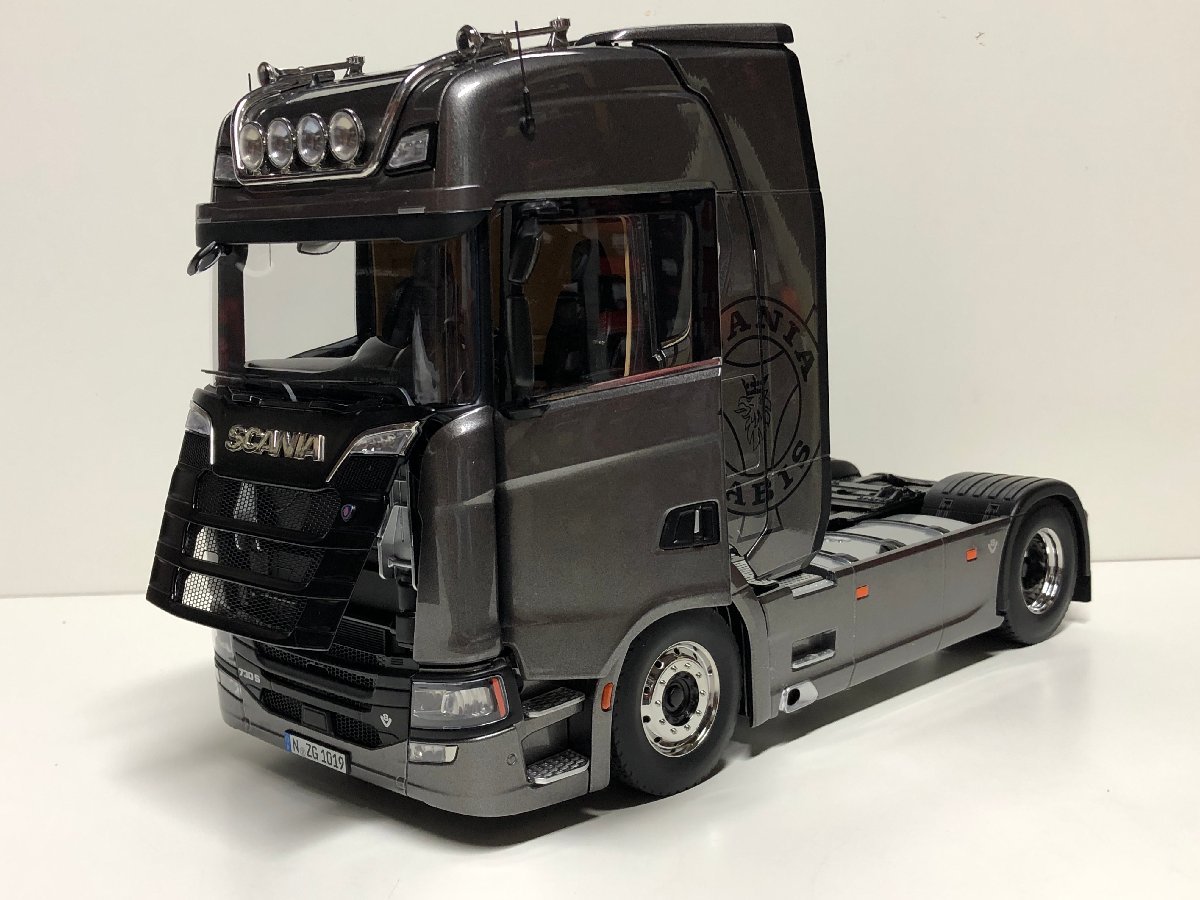 NZG 1/18 Scania V8 730S 4x2 Tractor グレー　スカニア　トレーラーヘッド_画像6