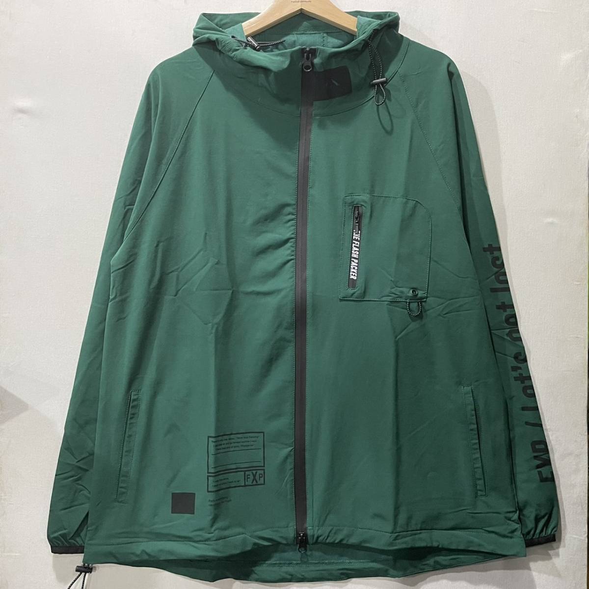 FLASH PACKER (フラッシュパッカー) XNP-STL 止水 ZIP ピステ パーカー (M) GREEN SS-03 | soccer futsal サッカー フットサル グリーン 緑