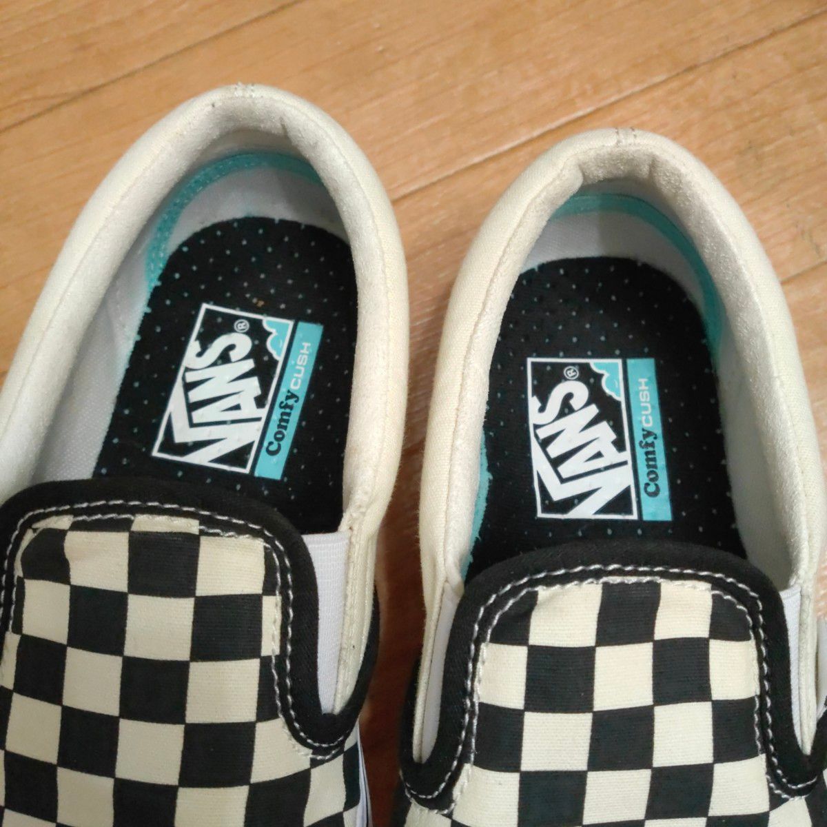 VANS　Comfycush Slip 25cm