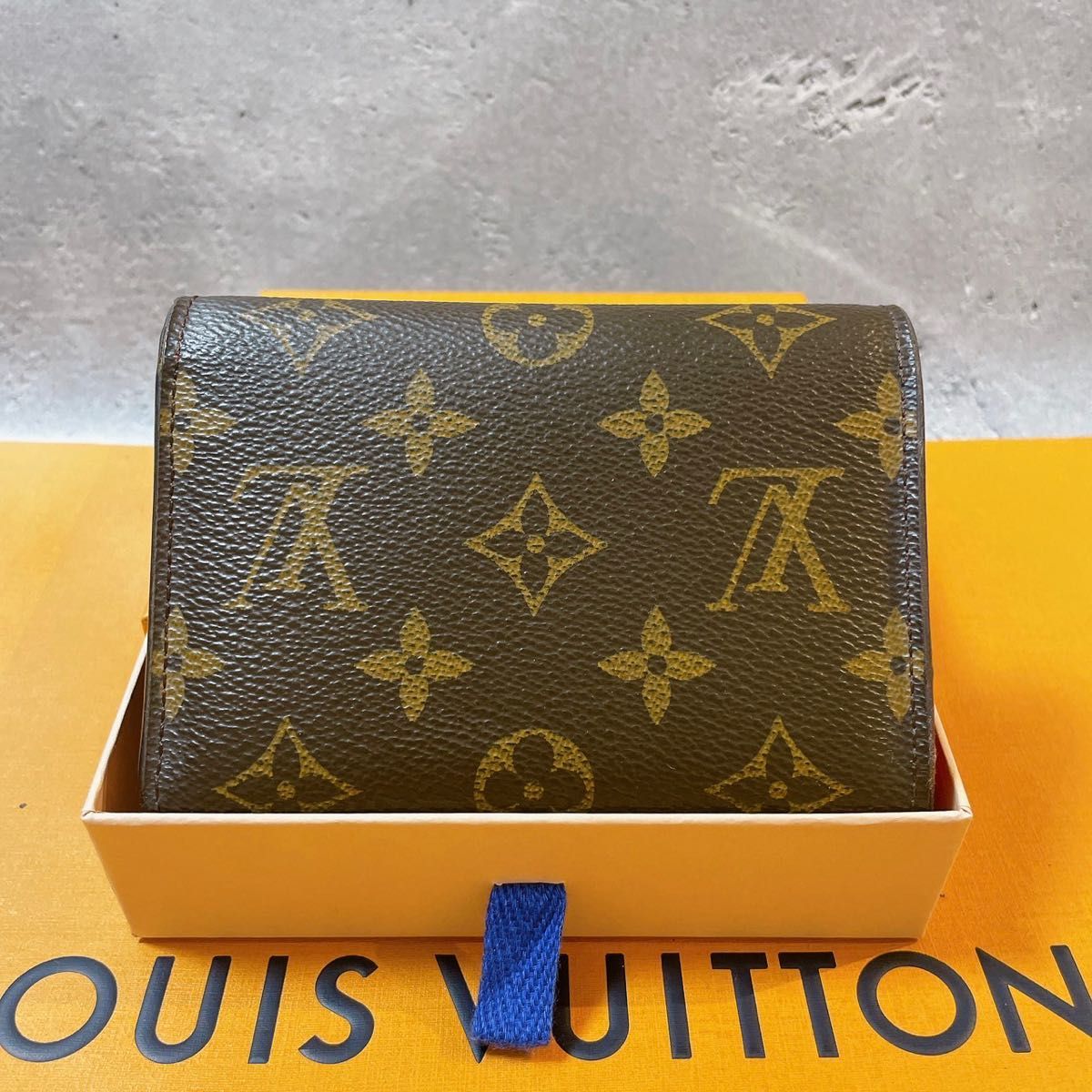LOUISVUITTON ルイヴィトン ポルトフォイユ フラワー コンパクト