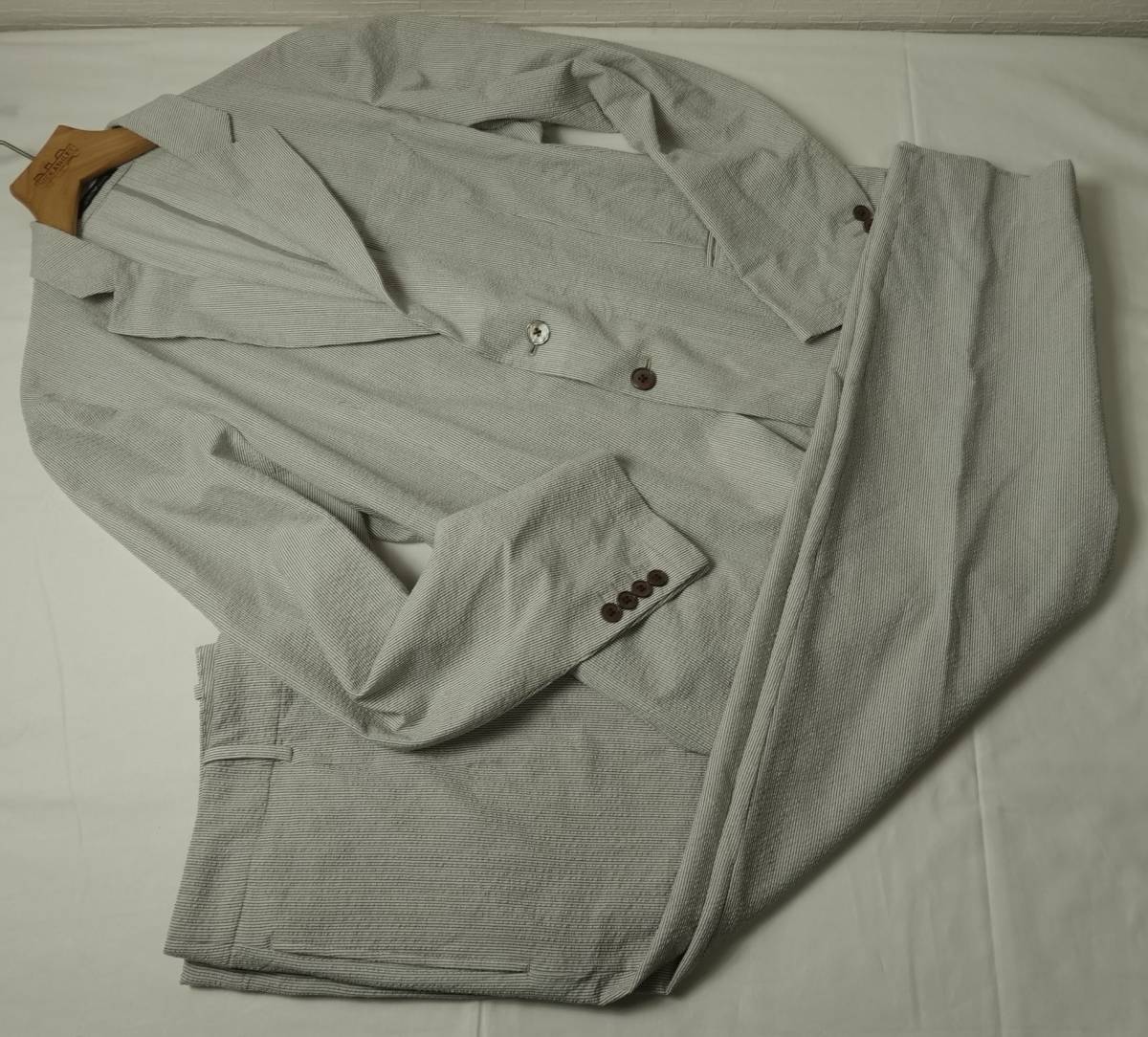 美品 エンポリオアルマーニ 定価161 500円 セットアップ メンズ XL