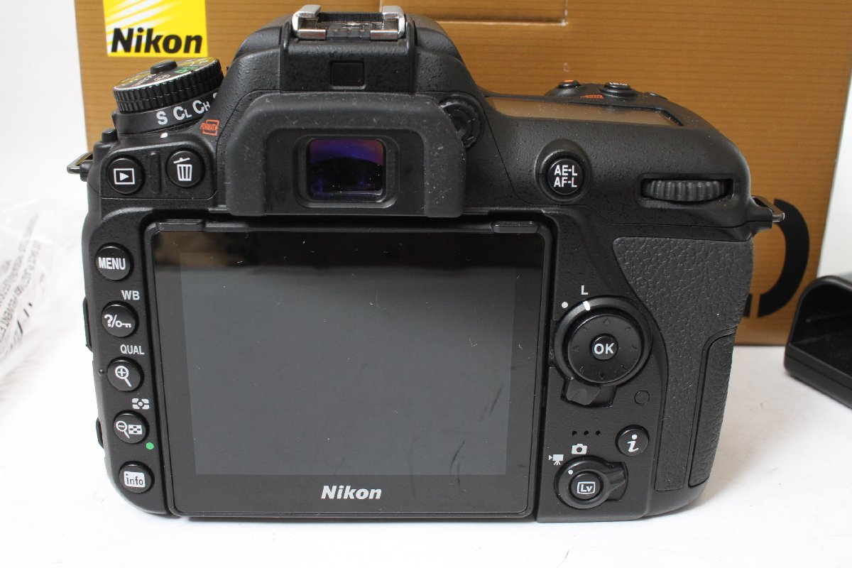☆1円~美品☆Nikon・ニコン デジタル一眼レフD7500ボディ