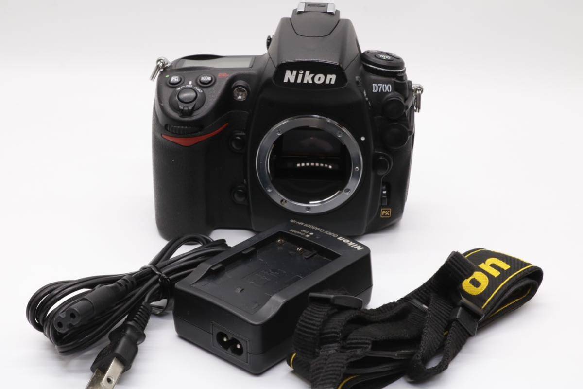 Nikon デジタル一眼レフカメラ D700 ボディ | inmano.com.br