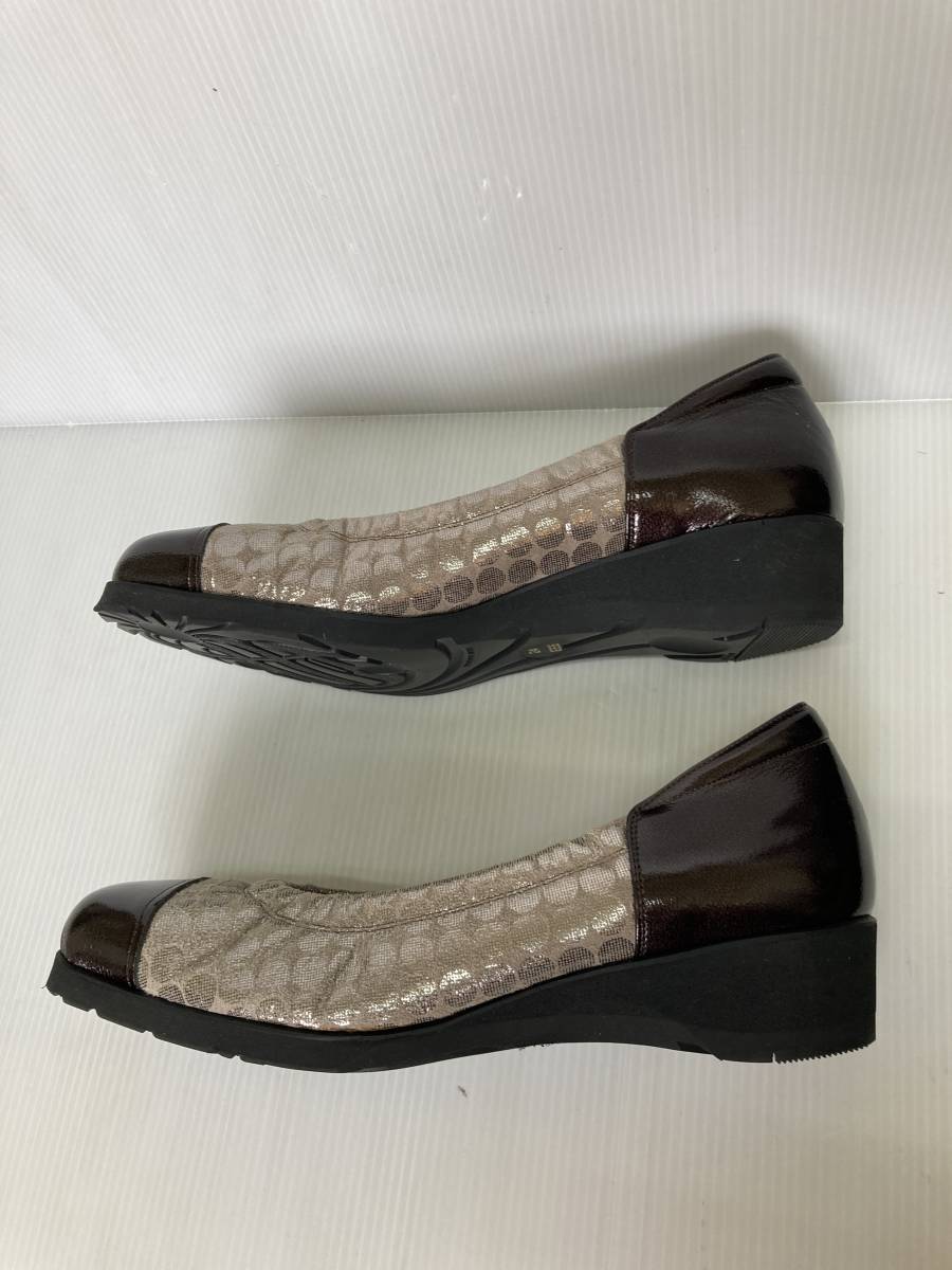●お買い得！高級婦人靴　サロンドグレー　SL13230 ダークブラウン　24.0㎝　幅EEE　日本製　おしゃれな生地＋エナメルで足もとが華やか！_画像3