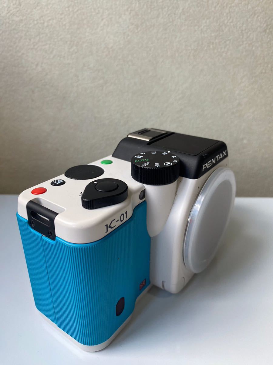 PENTAX ペンタックス K-01 ボディ デジタル一眼カメラ ブルー ホワイト