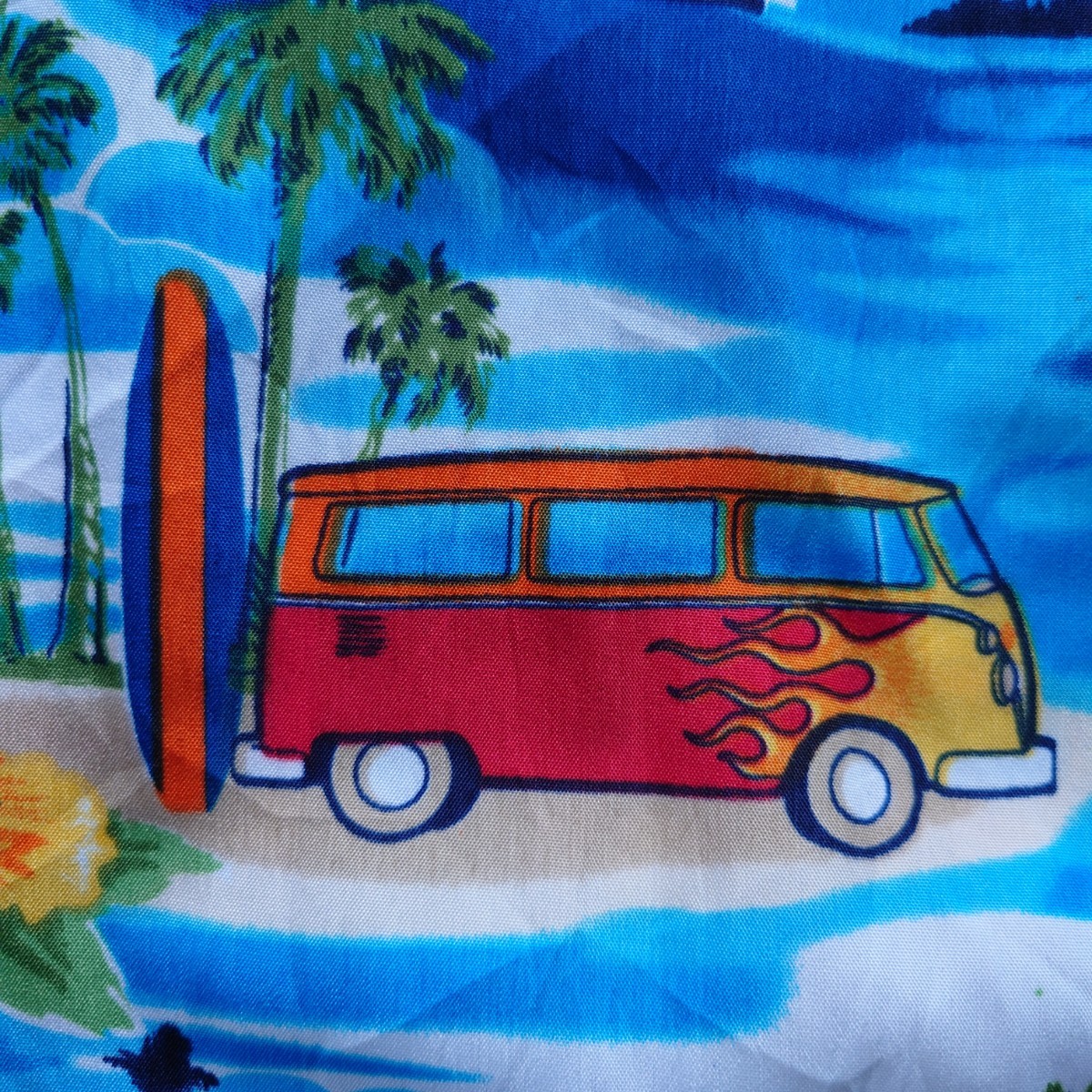 A840 FERUGINI アロハ シャツ 半袖 アメリカ 古着 XL ハワイアン Hawaii ワーゲン バス デザイン サーフィン ボード ハイビスカス ヤシの木_画像2