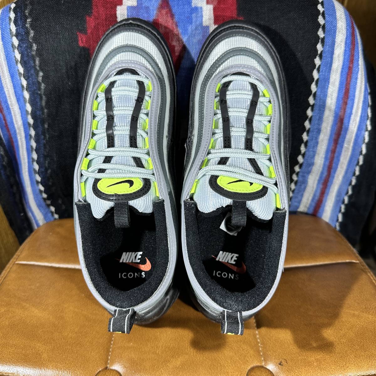 ★未使用 並行輸入品 nike air max 97 PURE PLATINUM VOLT BLACK WHITE 27.5cm US9.5 UK8.5 ナイキ エアマックス DX4235-001 KITH atmos★_画像4