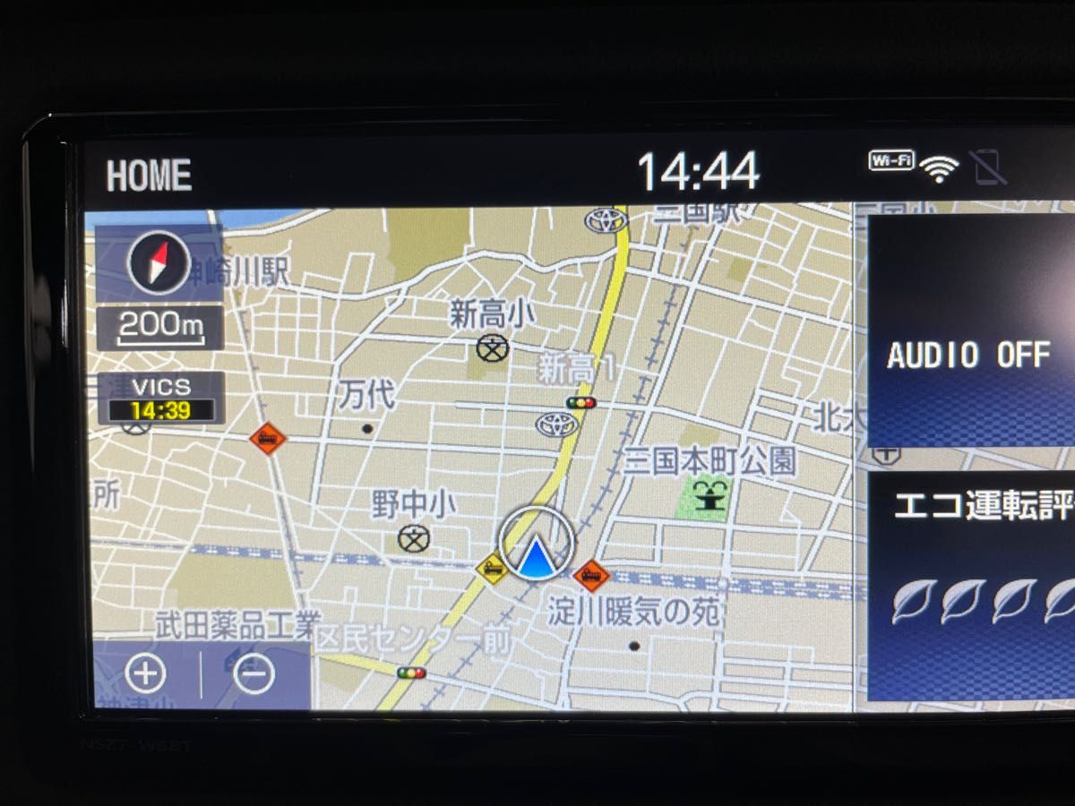 トヨタ純正 NSZT-W68T t-connectナビ 2020年式車両より取り外し トヨタ純正 NSZT-W68T t-connectナビ 2020年式車両より取り外し