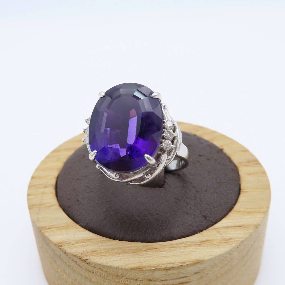 大粒 アメジスト プラチナ ポイント ダイヤモンド リング Pt900 指輪 8.74ct 11号 紫水晶 WW54