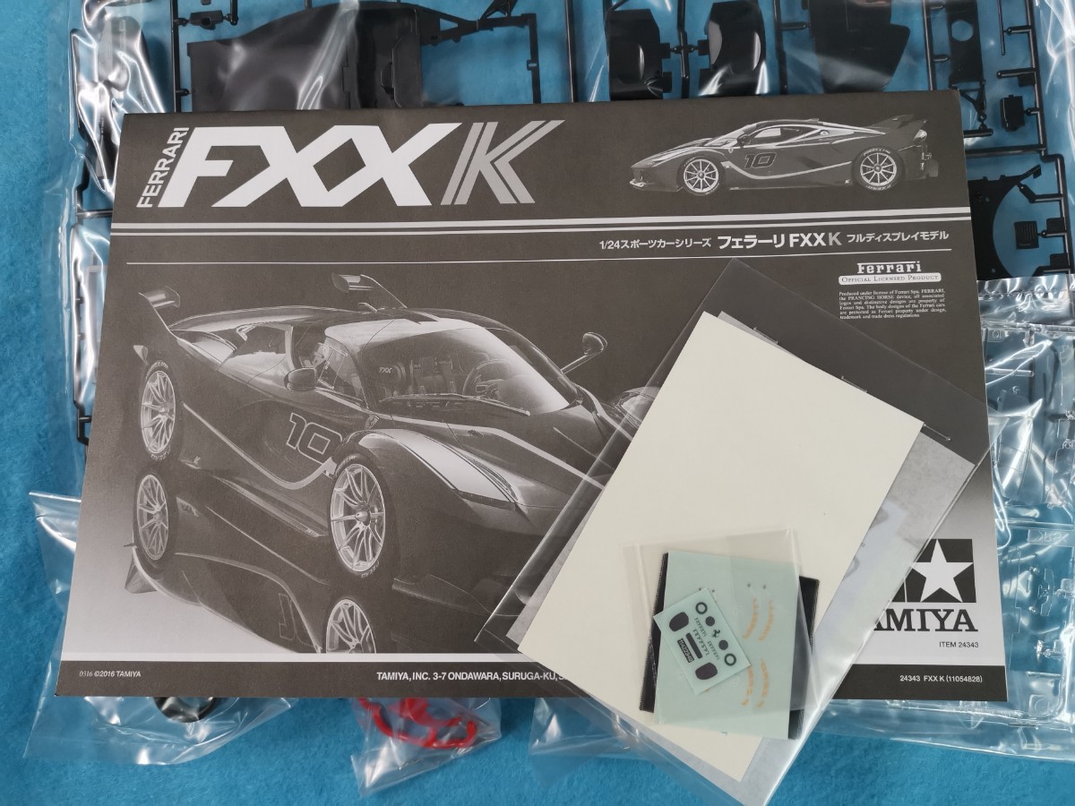 タミヤ 1 24 フェラーリFXXK ITEM24343 - 模型