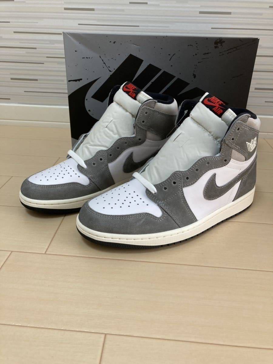 新品未使用Nike Air Jordan 1 Retro High OG Black and Smoke Grey