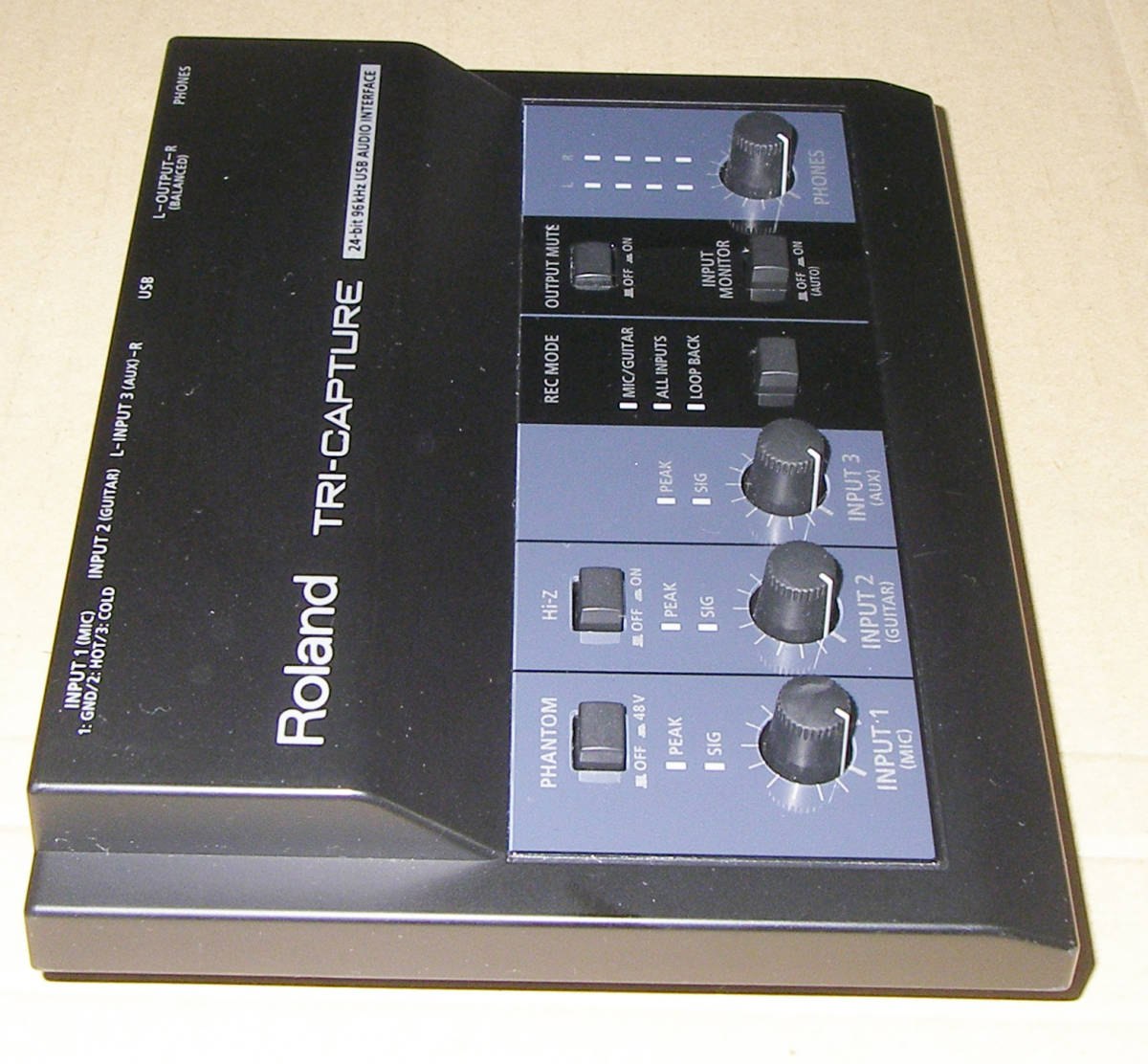 *Roland TRI-CAPTURE UA-33 audio interface *OK!!*MADE in JAPAN*