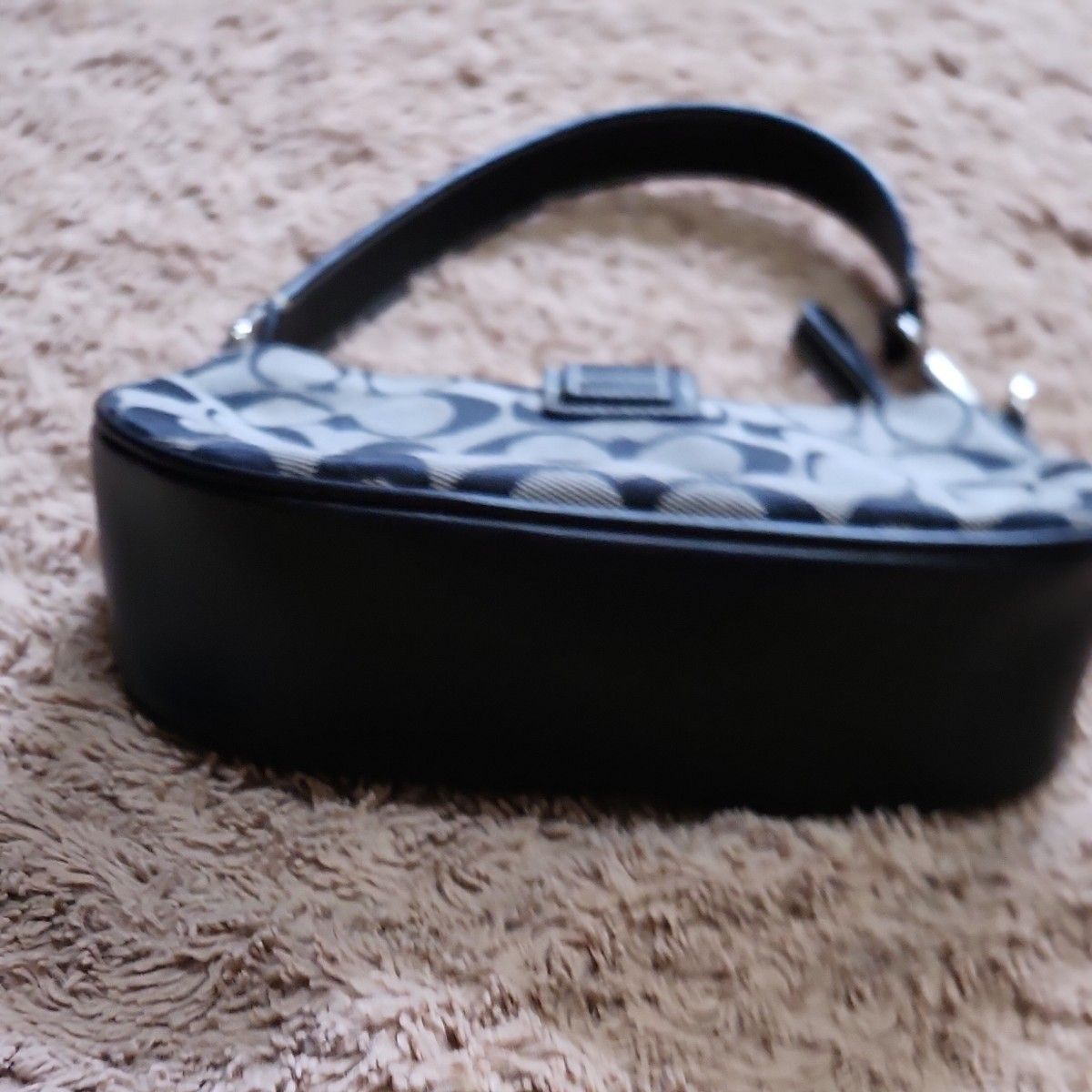 COACH コーチ シグネチャー ショルダーバッグ アクセサリー COACH コーチ シグネチャー ショルダーバッグ アクセサリー