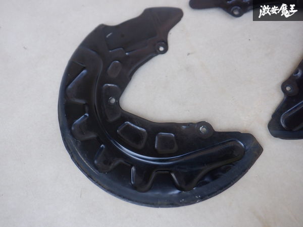 VW Volkswagen original Golf 7? back plate rotor cover front left right 5Q0615311G 5Q0615312G shelves 2I6