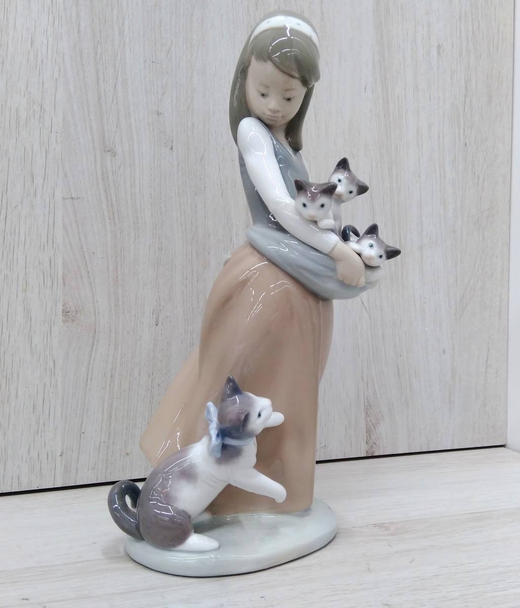 LLADRO リヤドロ フィギュリン 子猫をエプロンに 1体 | JChere雅虎拍卖代购