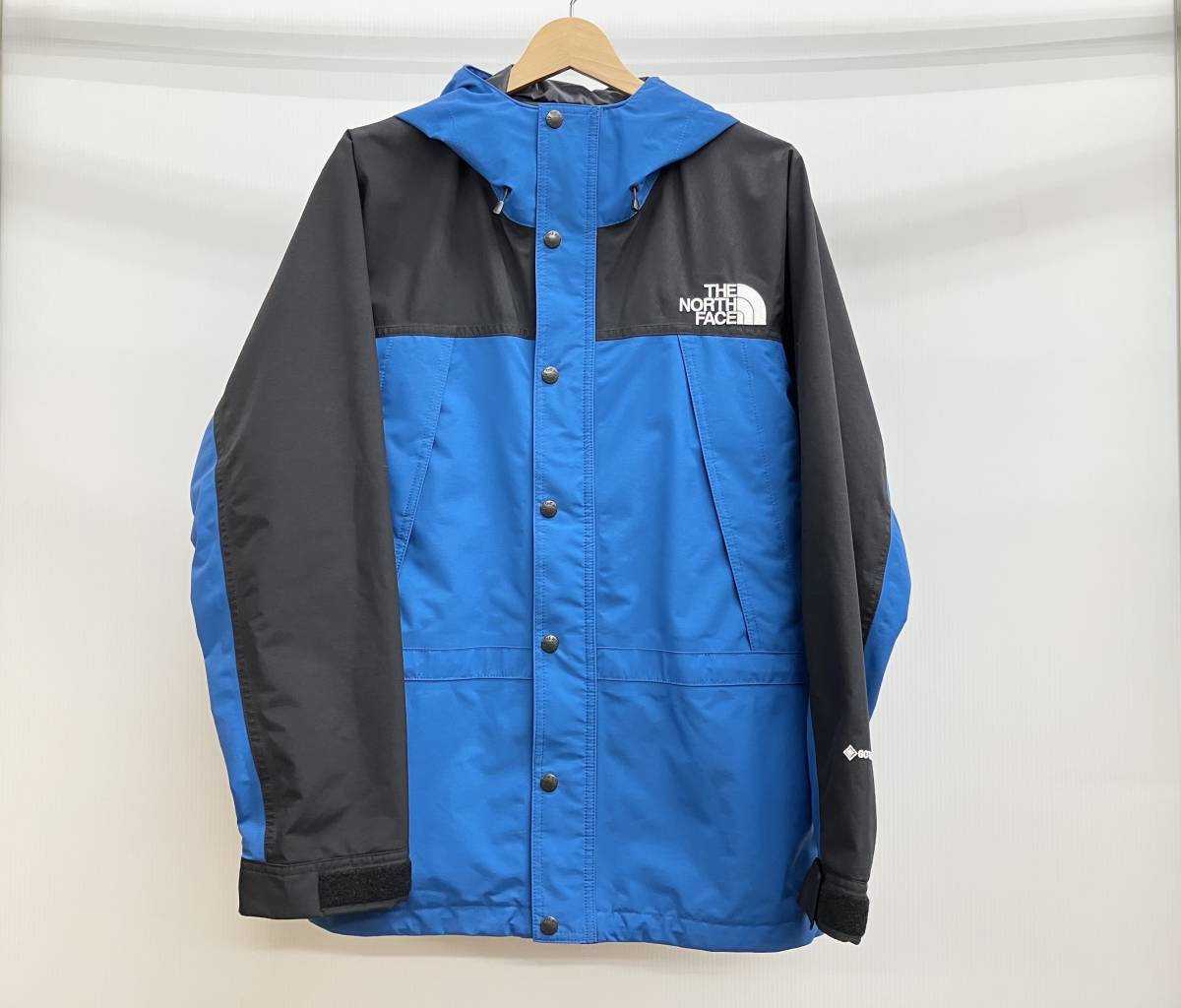 人気商品】 Jacket Light Mountain FACE NORTH THE NP11834 M ブルー