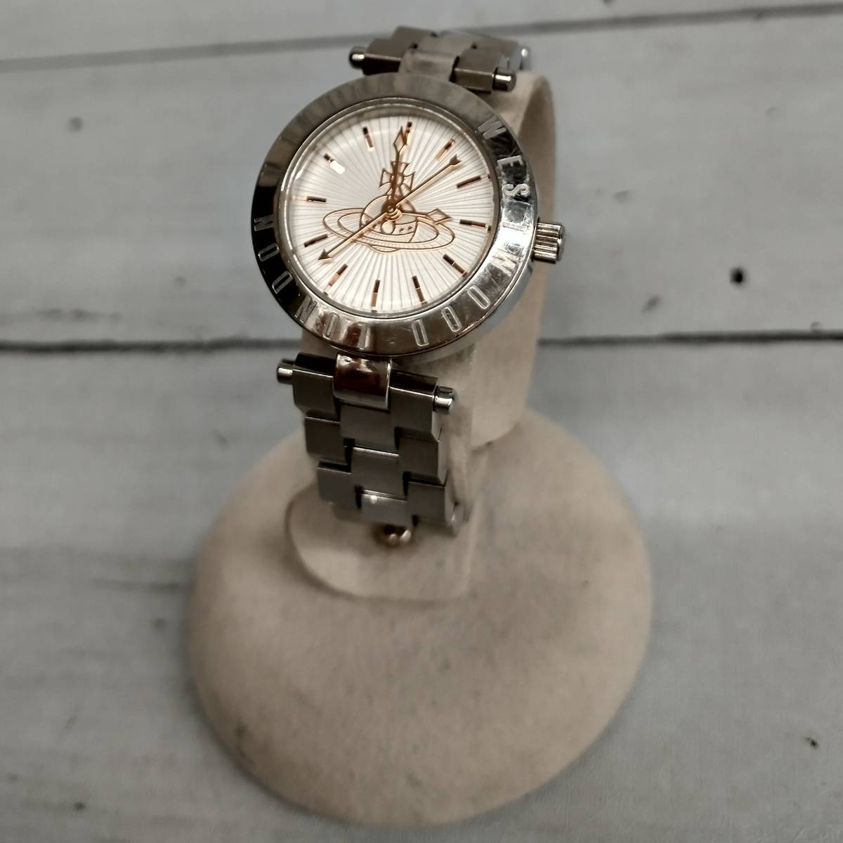 【値下】Vivienne Westwood 腕時計 レディース クォーツ シルバー VV092SL
