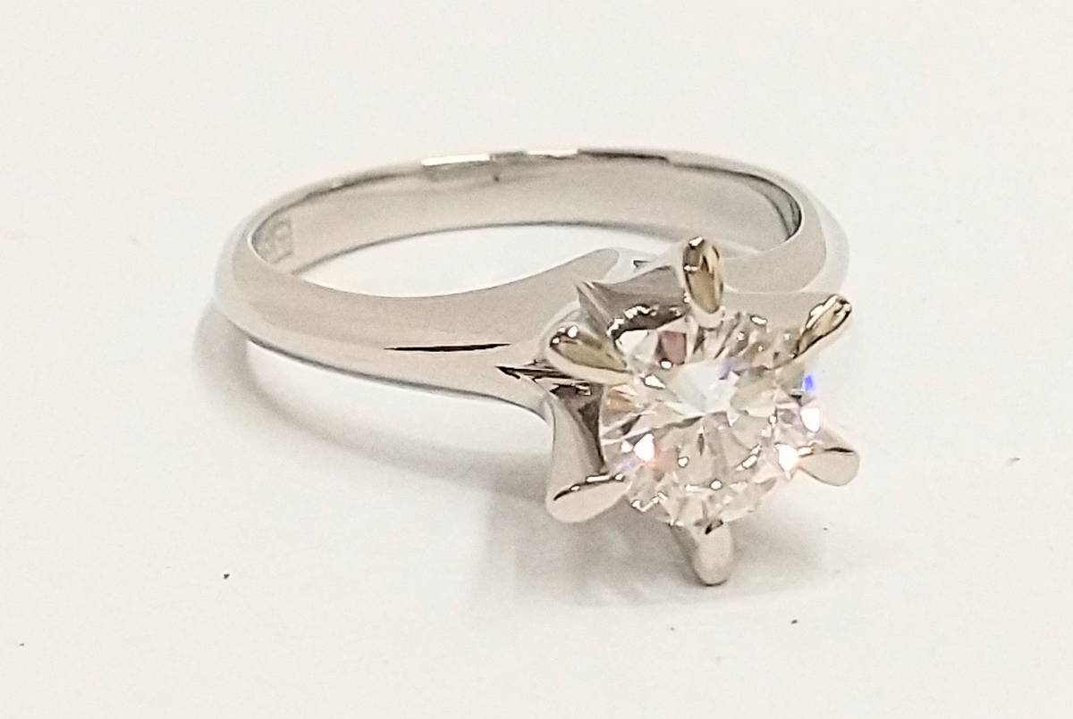 【新品仕上げ済み】Pt900 ダイヤ0.785ct ラウンド ブリリアントカット リング 指輪 6.7g #12 鑑定書有り_画像1