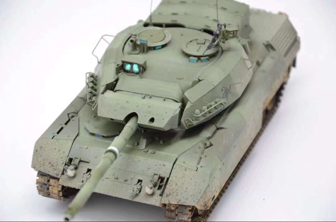 1/35 Canada main battle tank re-o pad 1C1 type painted final product 