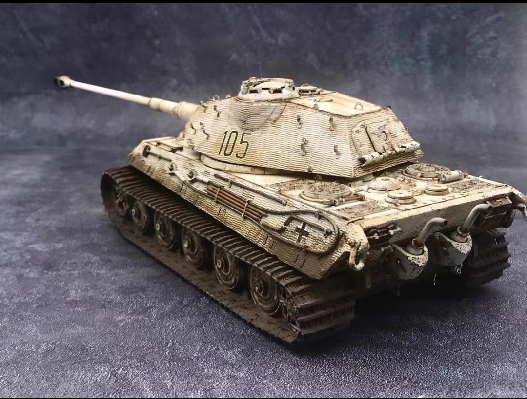 1/35 第二次世界大戦 ドイツ タイガーキング 大型戦車 塗装済完成品_画像4