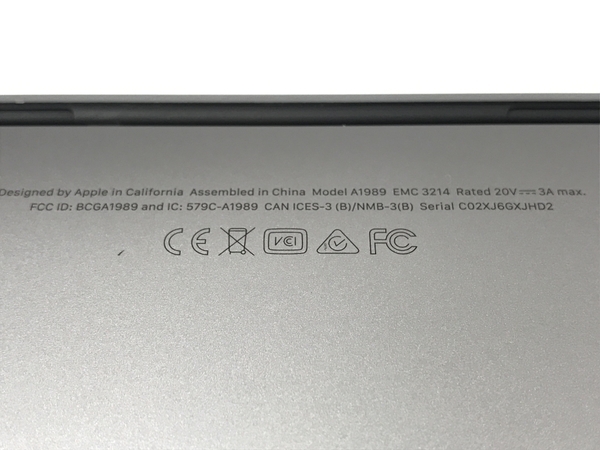 Apple MacBook Pro 13-inch 2018 Four Thunderbolt 3 Ports ノート PC
