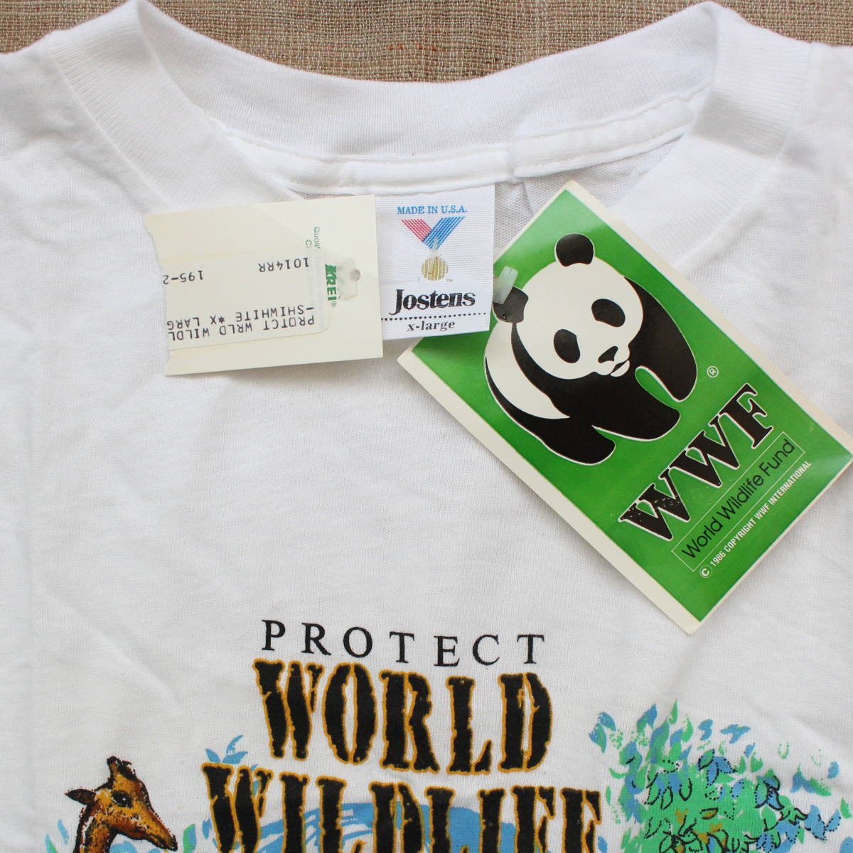 新品1990年WWF REIヴィンテージTシャツ アニマル 動物 コアラ パンダ 虎 キリン サイ カンガルー 象USAアメリカ 野生 自然保護 古着 アート_XLサイズ アメリカ製 REIでの販売タグ付 