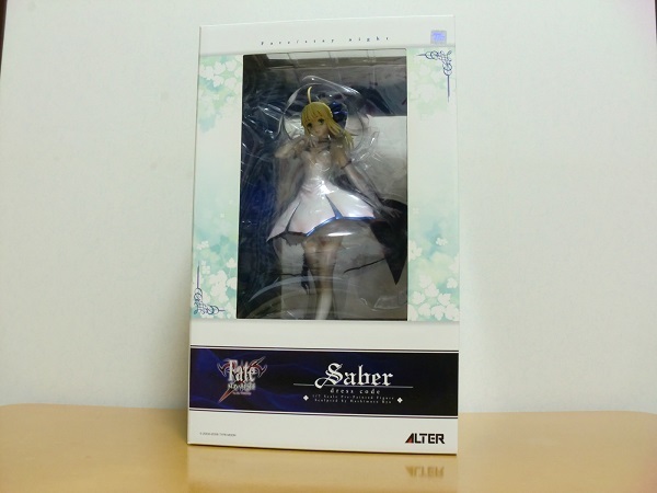 [Fate / stay night] Saber - платье код -1/7 ALTERaruta-