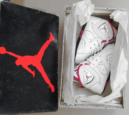 割引価格 レア92年製NIKE AIR BABY未使用デッドストック箱付ナイキ(ファースト)ベビージョーダン7エアジョーダン白黒金ビンテージUSA当時物 7 JORDAN 27.0cm 割引価格 レア92年製NIKE AIR BABY未使用デッドストック箱付ナイキ(ファースト)ベビージョーダン7エアジョーダン白黒金ビンテージUSA当時物 7 JORDAN 27.0cm