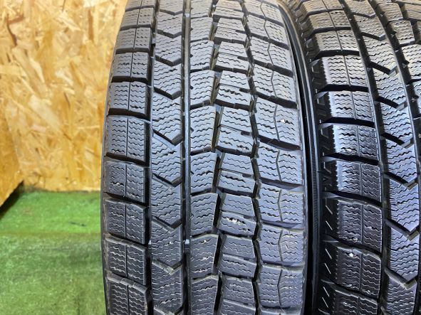 ダンロップ ウインターマックス02 WM02 165/65R15 4本 2016年製 8328 スタッドレスタイヤ (沖縄県・離島は発送不可)_画像2