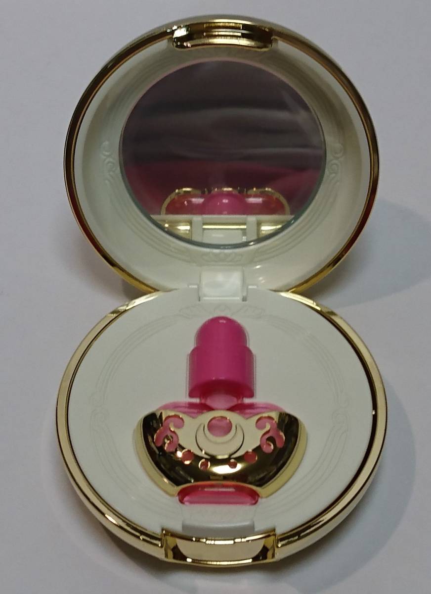 [ Sailor Moon ] metamorphosis brooch mirror case stylish mirror . metamorphosis .!! new goods [ free shipping ]