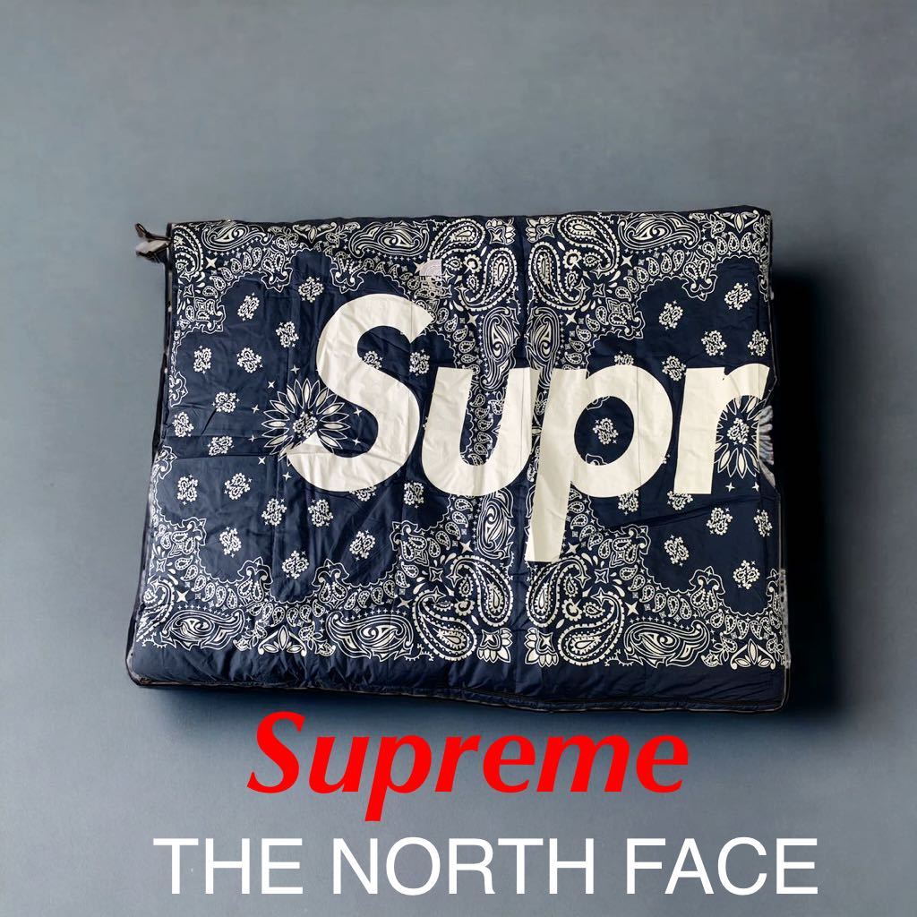 名作 新品未使用 正規品 Supreme NORTH FACE バンダナ柄 寝袋 シュラフ