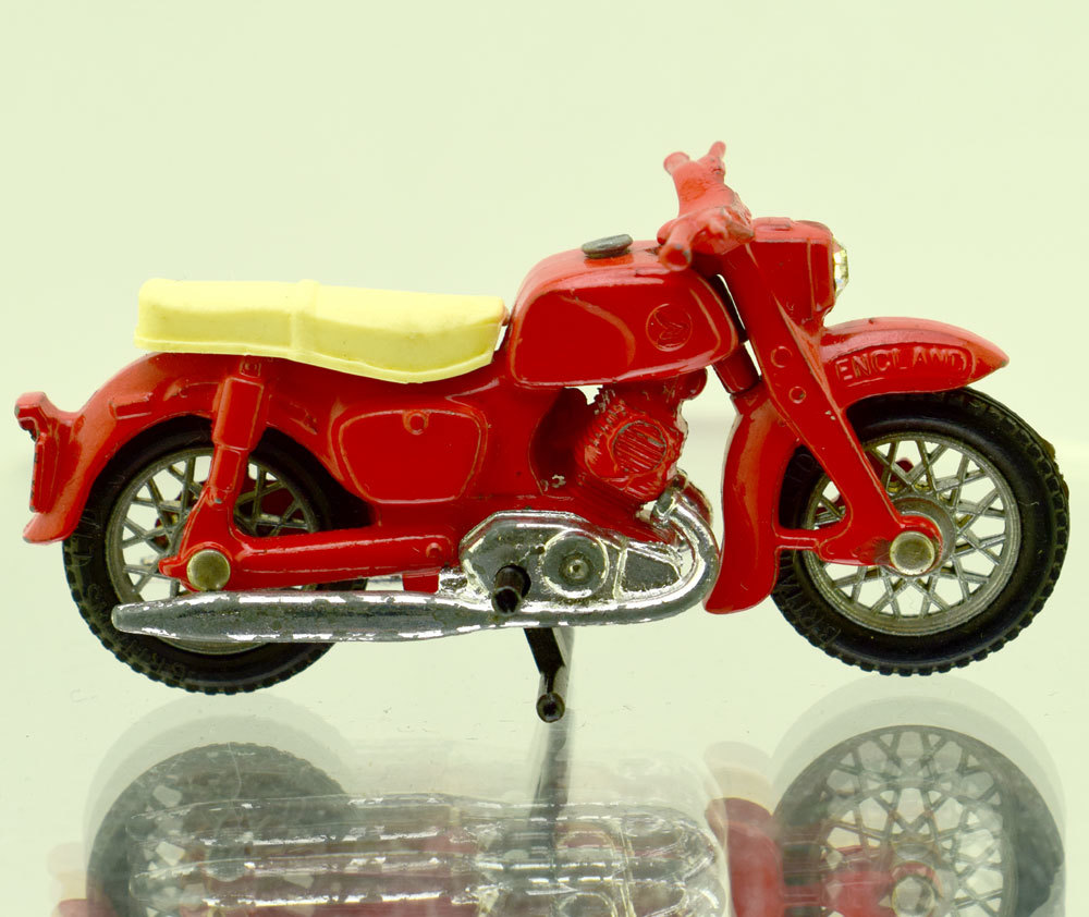 【 大感謝セール】 Yahoo!オークション BRITAINS ホンダ-ベンリー(C92) 1963年 美 - オートバイ