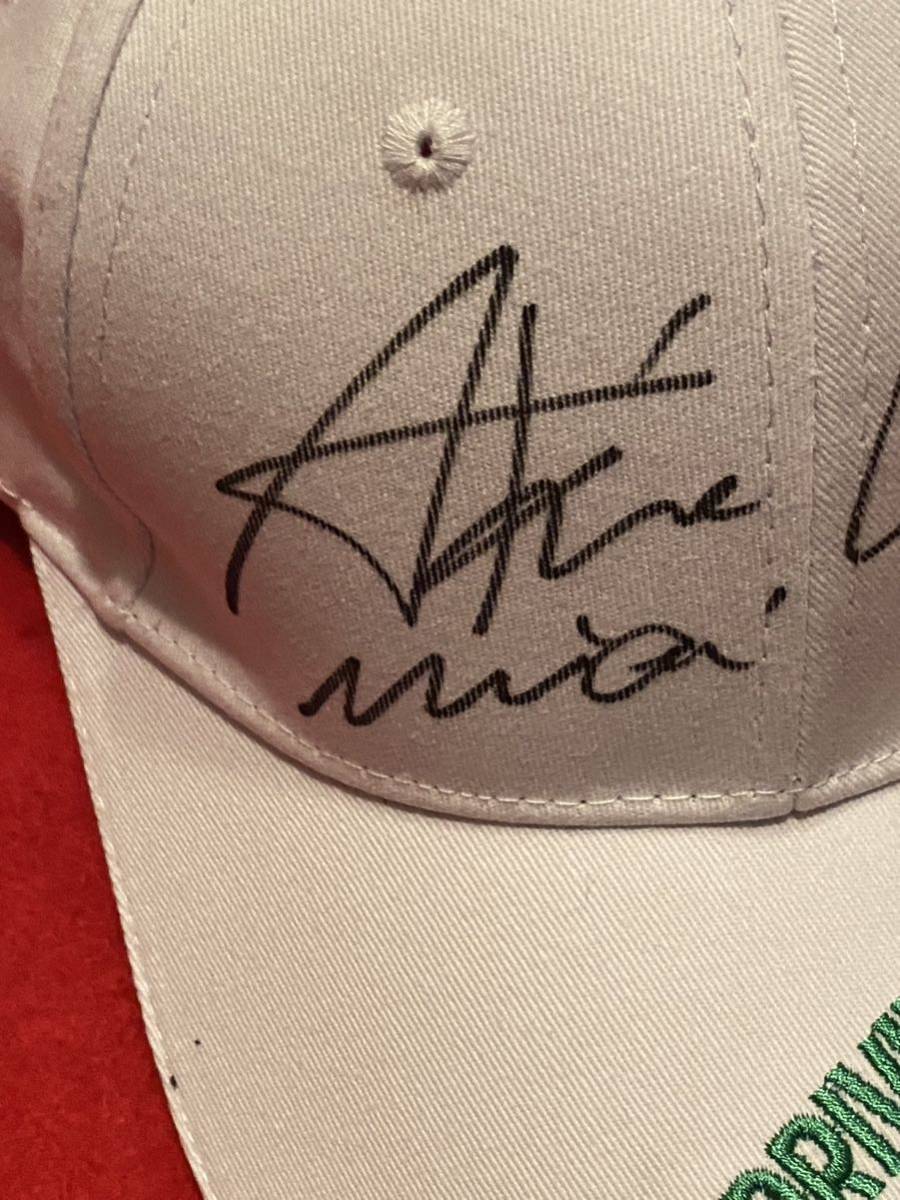 JLPGA rock . Akira love * rock . thousand . sisters with autograph JLPGA original cap new goods 