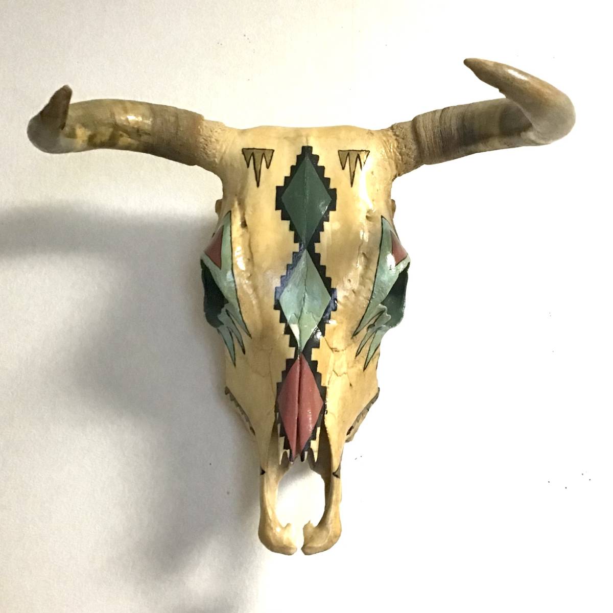 Rare Native American Arts & Crafts】ナバホ ペイント バイソン Rare Native American Arts & Crafts】ナバホ ペイント バイソン