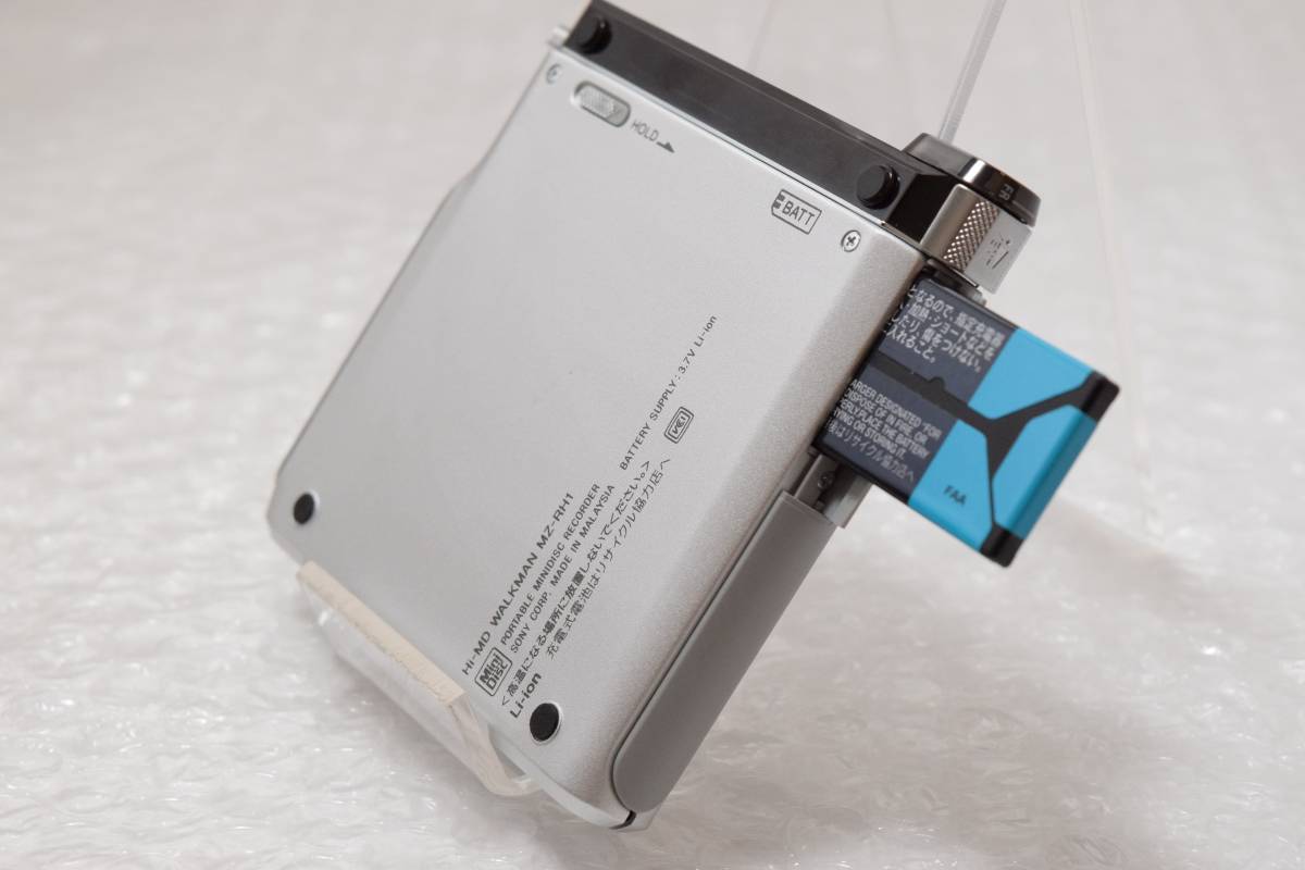 動作品 SONY ソニー WALKMAN ウォークマン MZ-RH1 Hi-MD コンパクトMD
