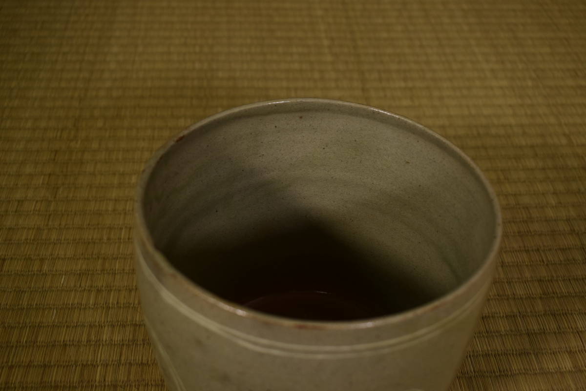 和】(6335) 朝鮮古玩 高麗焼 白黒象嵌水指 保管箱有 李朝-