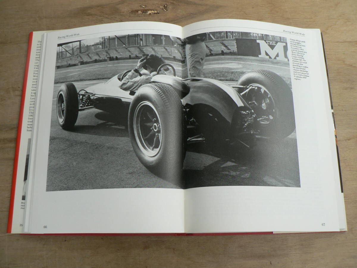 洋書 McLaren Grand Prix, Can-Am and Indy Cars Doug Nye Hazleton Publishing 1984年初版_画像6