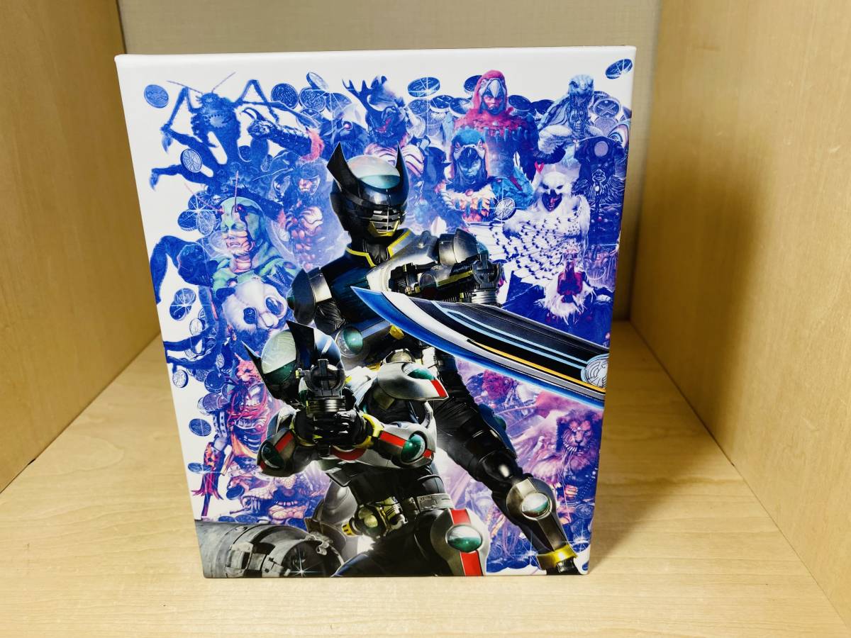 ■送料無料■ 仮面ライダーOOO (オーズ) Blu-ray BOX 全3巻セット (初回限定版 全巻収納BOX付)