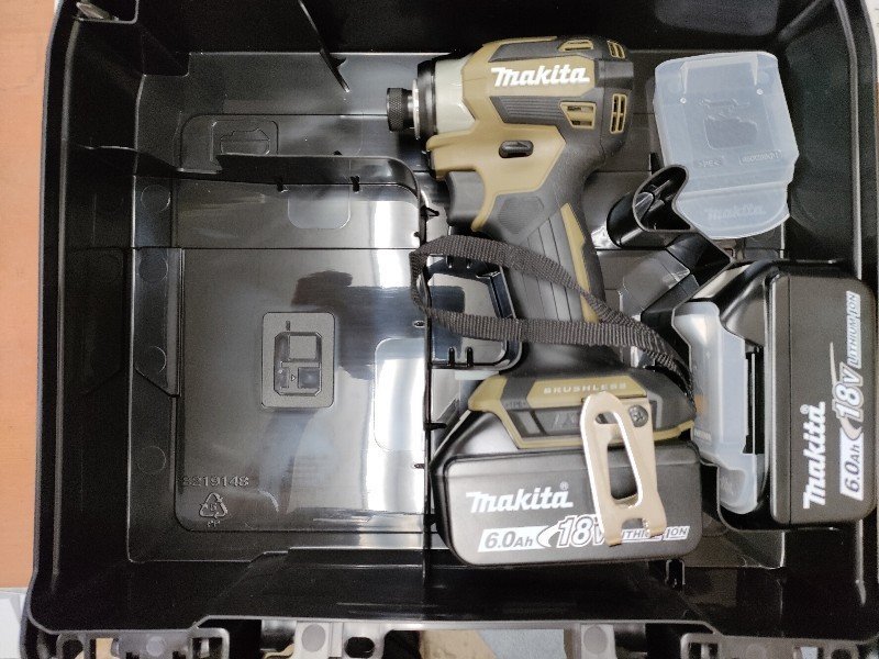 マキタ(Makita) 充電式インパクトドライバ 18V6Ah マキタ純正バッテリ2