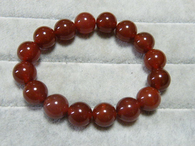 93016. onyx menou.. color stone approximately 12mm bracele stock disposal 